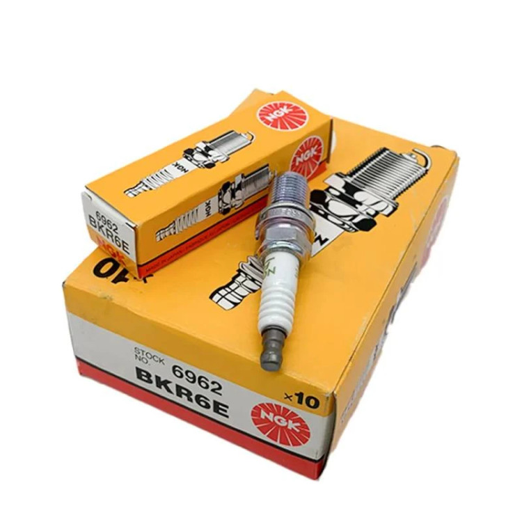 شمع خودرو ان جی کی NGK مدل 6962 پایه کوتاه تک پلاتین بسته 4 عددی